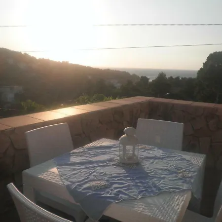 Vacanze Zaffarano Tatil Evi *